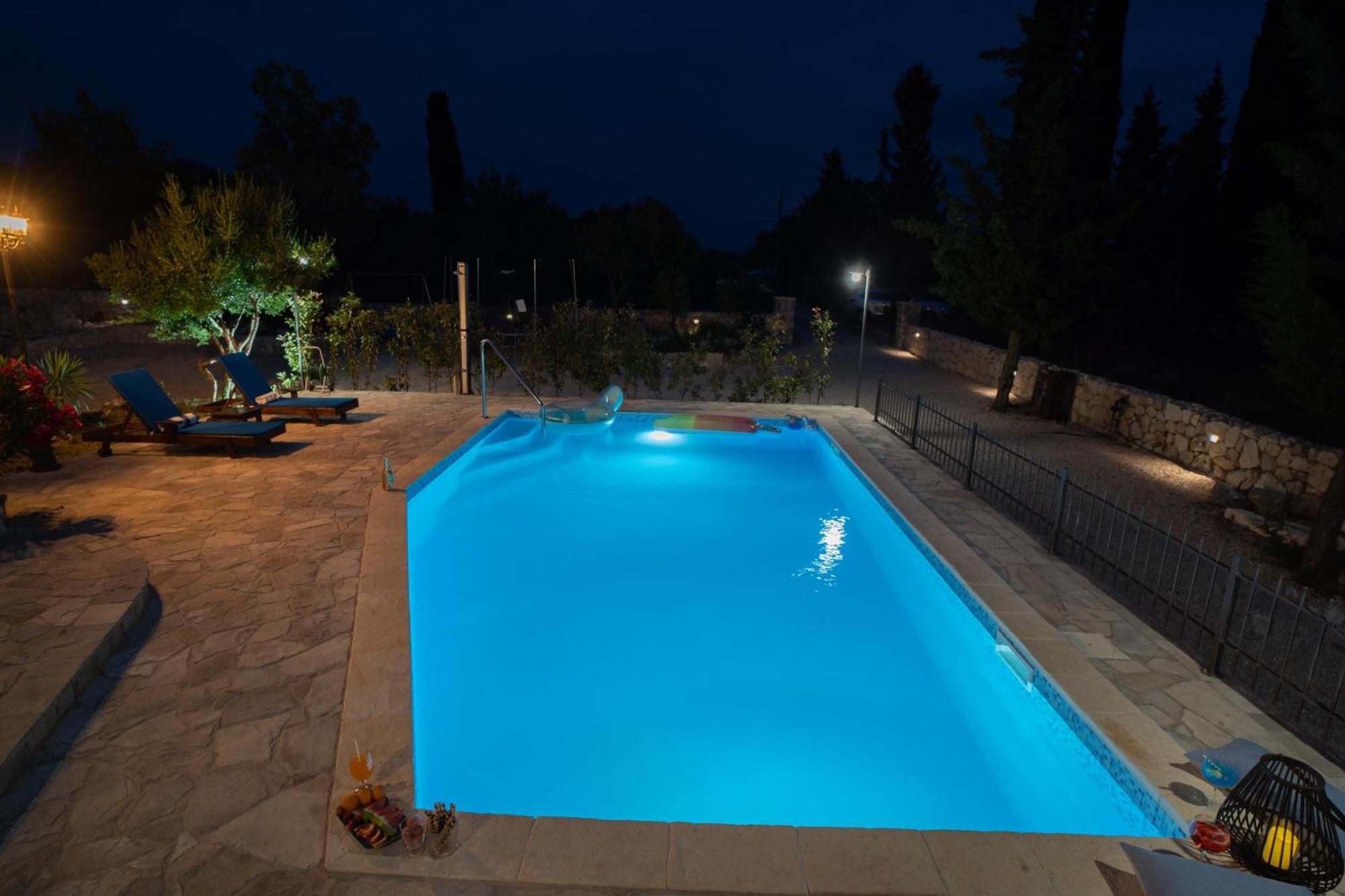 Villa Ilir 네움 외부 사진